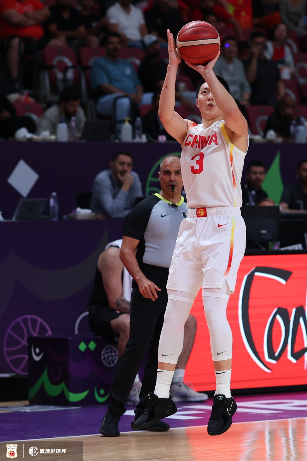 关于集结日马赛备战CBA季后赛；队长鼓劲细节曝光；话题不断；训练强度明显提升的信息