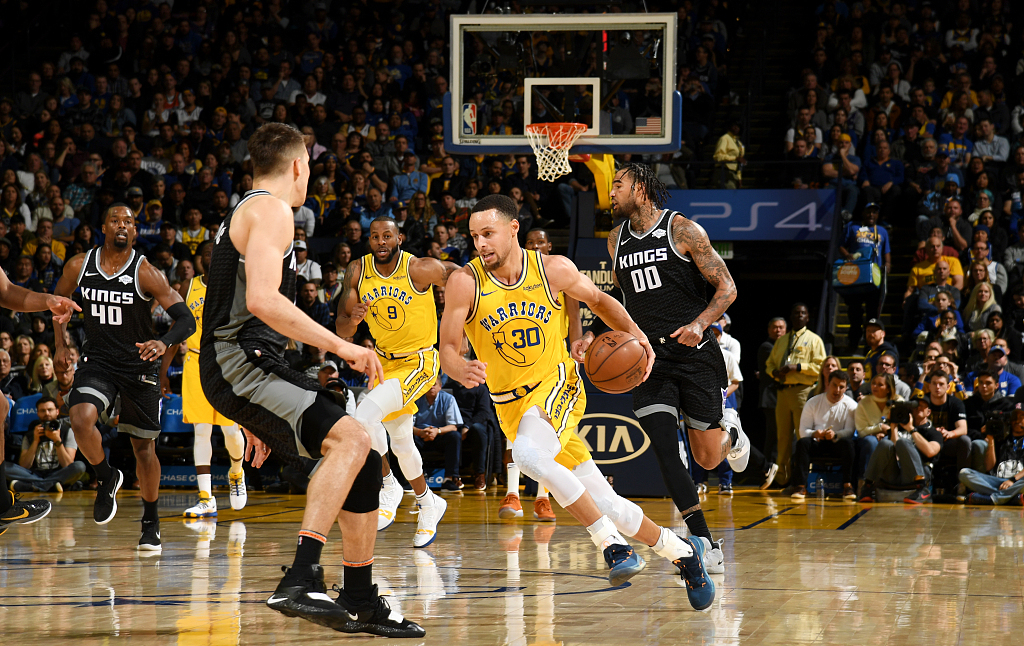 清晨北京首钢备战NBA季后赛新疆广汇国际比赛日豪取连胜，Scout在中国队比赛中大比分领先都惊呆了的简单介绍