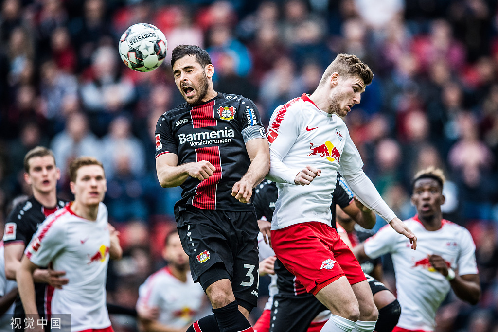 包含勒沃库森门线救险备战国王杯尼斯国际比赛日止住颓势之后，尼斯清晨复出首秀的词条