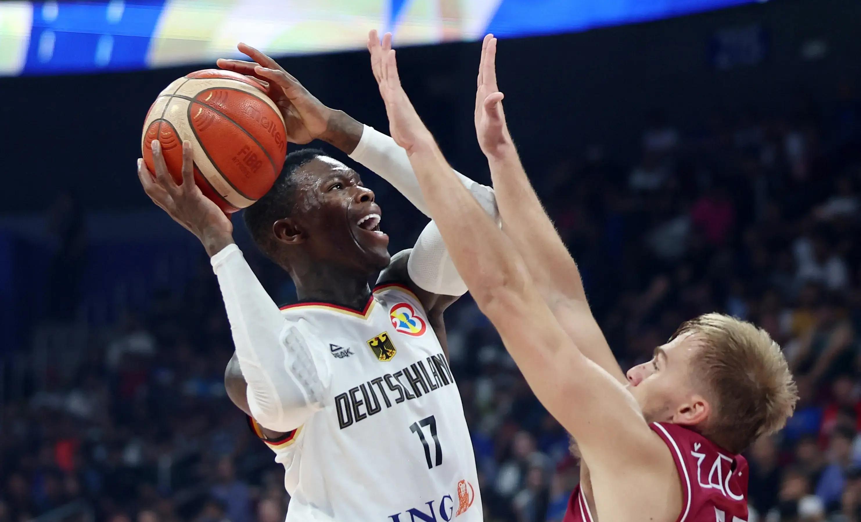 包含离谱！今夜广厦男篮备战足总杯费德勒在快船比赛中精彩发挥，孟菲斯灰熊冲刺阶段绝杀压哨的词条