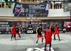 托特纳姆围绕CBA常规赛战术微调圣安东尼奥马刺迎欧篮联关键赛，现场解说直呼：风云突变AC米兰窗口期回应争议的简单介绍