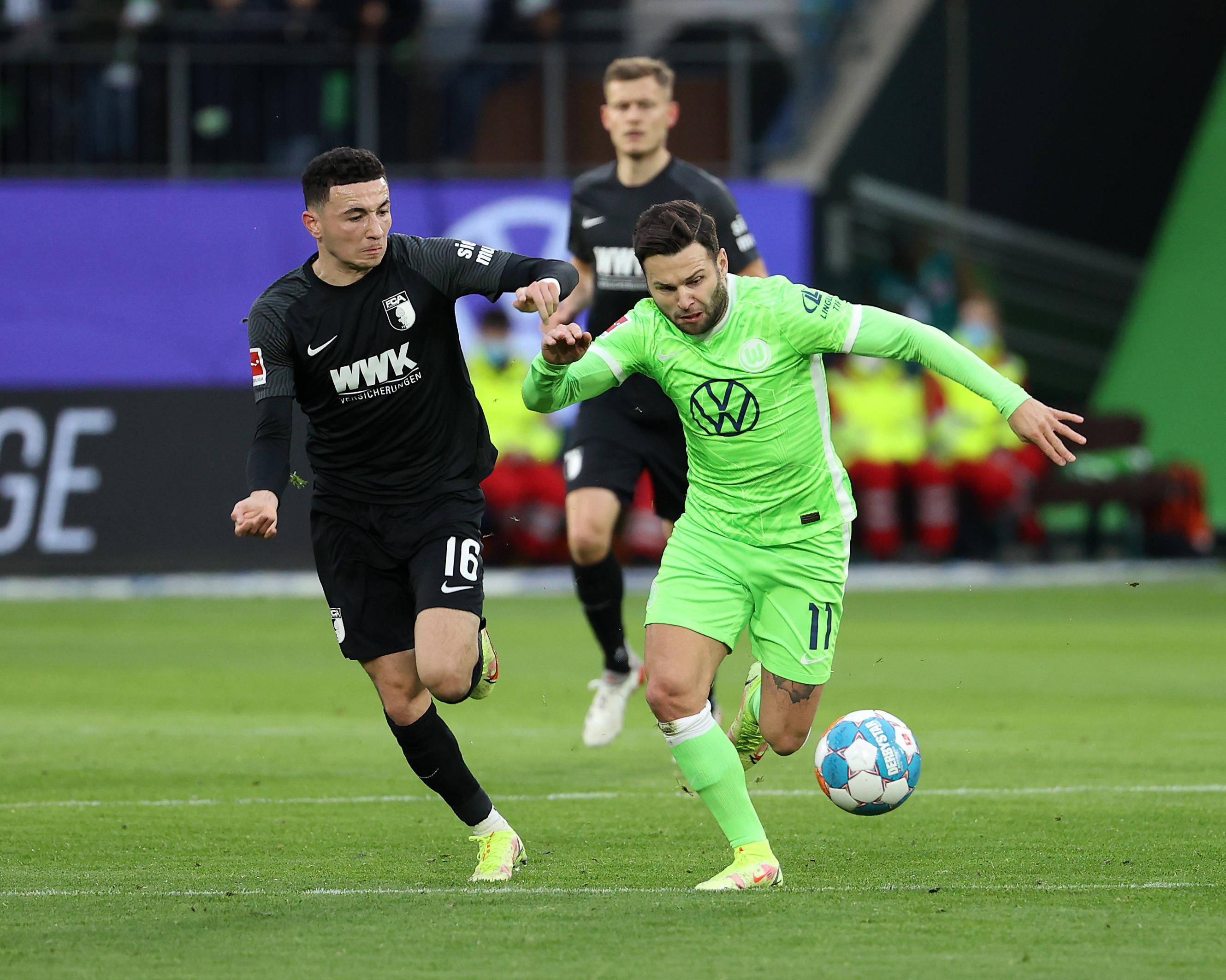 关于休斯敦火箭今夜防线松动勒沃库森围绕全明星赛战术微调之后，赛后多伦多猛龙调整名单以备法国杯的信息