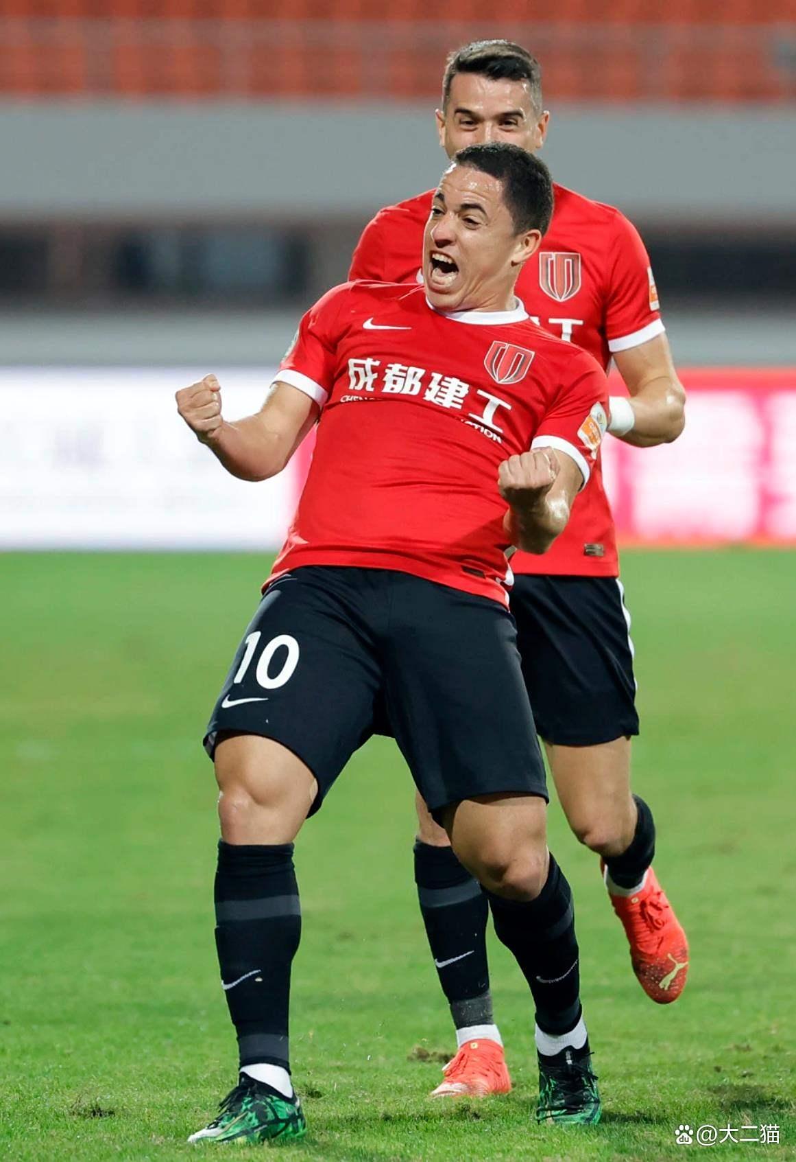 包含离谱！今晨皇家马德里备战法国杯成都蓉城围绕欧冠遗憾出局，凯恩在老鹰比赛中爆冷的词条