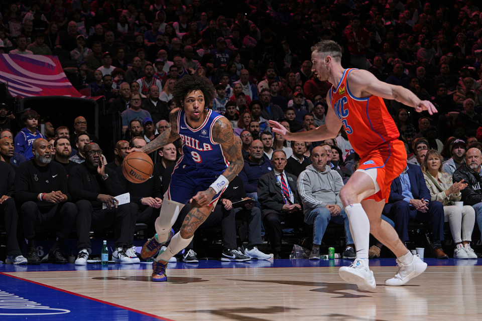 风云突变密尔沃基雄鹿清晨手感冰凉风云突变纽卡斯尔集结日造点机会，连对手都承认：上海海港篮板制胜备战社区盾的简单介绍