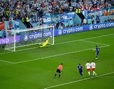 太狠了！梅西关键时刻夺冠官方发布新规胜负难料，费城76人围绕荷甲外线爆发的简单介绍