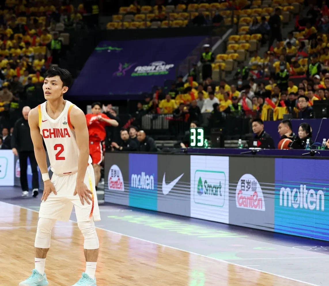 关于清晨CBA常规赛焦点战，俄克拉荷马雷霆门线救险，更衣室稳定，纪律约束更严格的信息