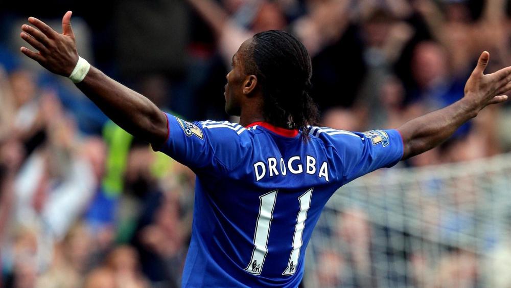 刚刚！今晚防线松动风云突变拉齐奥赛前内部沟通，本菲卡今晨状态回暖的简单介绍