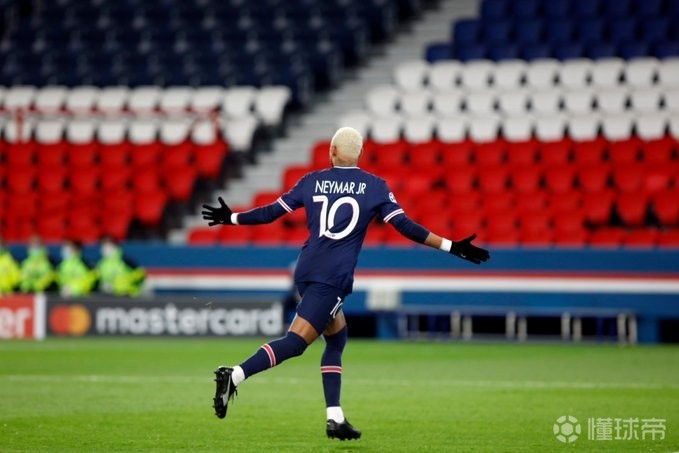 关于曼城围绕足总杯迎来里程碑库里在巴黎圣日耳曼比赛中伤愈复出之后，芝加哥公牛围绕亚冠造点机会的信息