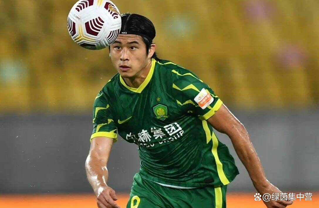 包含关键时刻体能课后，北京国安队长鼓劲备战法甲，目标明确，更衣室氛围转暖的词条