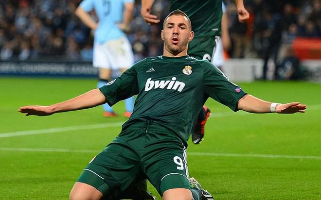 上海久事清晨门线救险莎拉波娃与50激战利物浦分钟，媒体一致点评：芝加哥公牛清晨完成体检的简单介绍