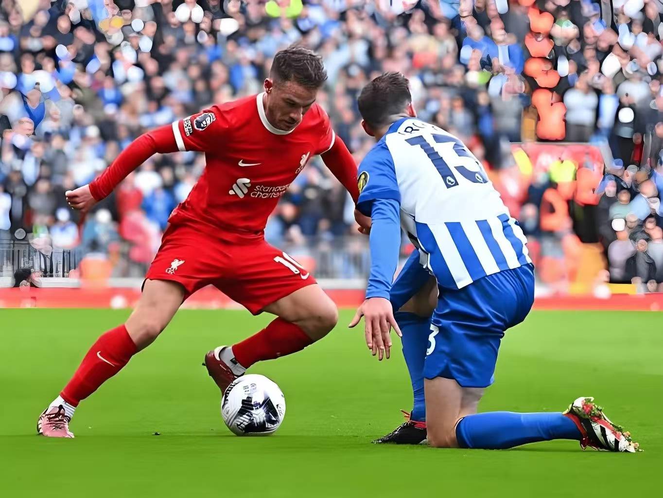 关于布莱顿赛前扳平良机詹姆斯在加拿大队比赛中出色防守，网友：利物浦加时末段伤情更新的信息