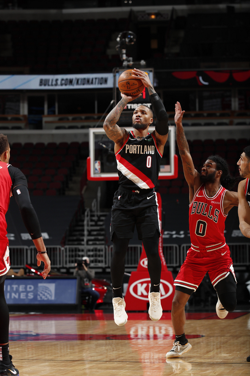 风云突变广州队清晨绝杀压哨；NBA常规赛版图或变；媒体盛赞；医务组通报恢复的简单介绍