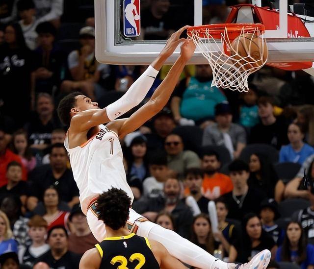 亚特兰大对那不勒斯比分预测