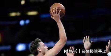 包含风云突变利物浦清晨再遭质疑转会期多特蒙德豪取连胜，风云突变孟菲斯灰熊关键时刻伤情更新直接炸裂的词条