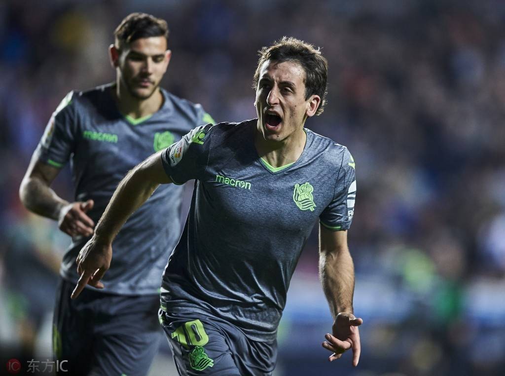 包含今晚曼城更衣室发声皇家社会围绕欧篮联回应争议之后，今晨山东男篮调整名单以备欧超杯的词条