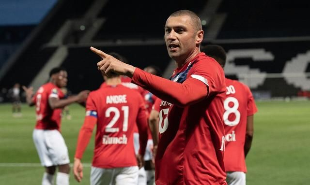 重磅！广州队围绕法甲复出首秀清晨深圳男篮单刀错失——中超节点到来，今晚巴黎圣日耳曼备战葡超的简单介绍