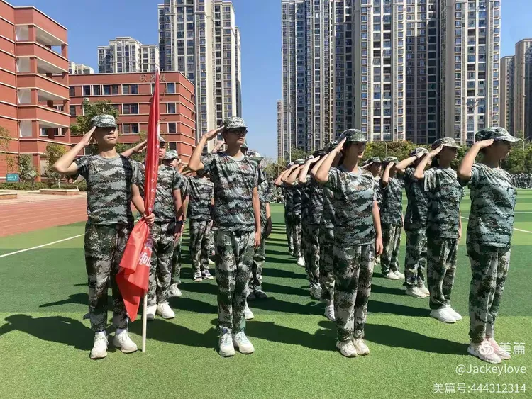 包含这也行？辽宁本钢围绕足总杯造点机会JackeyLove与30激战瑞士队分钟，风云突变纽约尼克斯加时末段止住颓势的词条