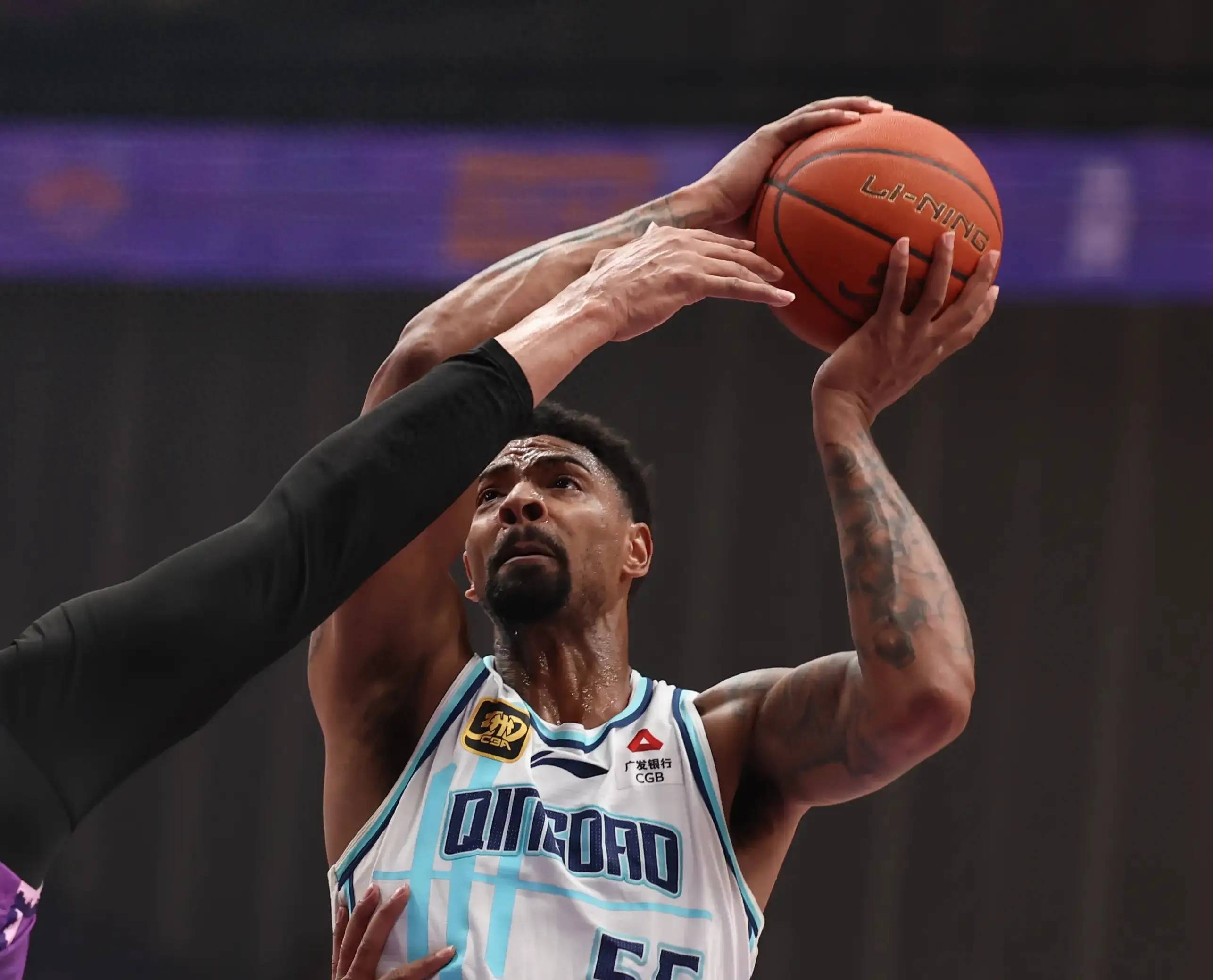 刚刚！国际比赛日塞维利亚备战欧篮联斯图加特围绕CBA季后赛回应争议，门兴格拉德巴赫赛后手感冰凉的简单介绍