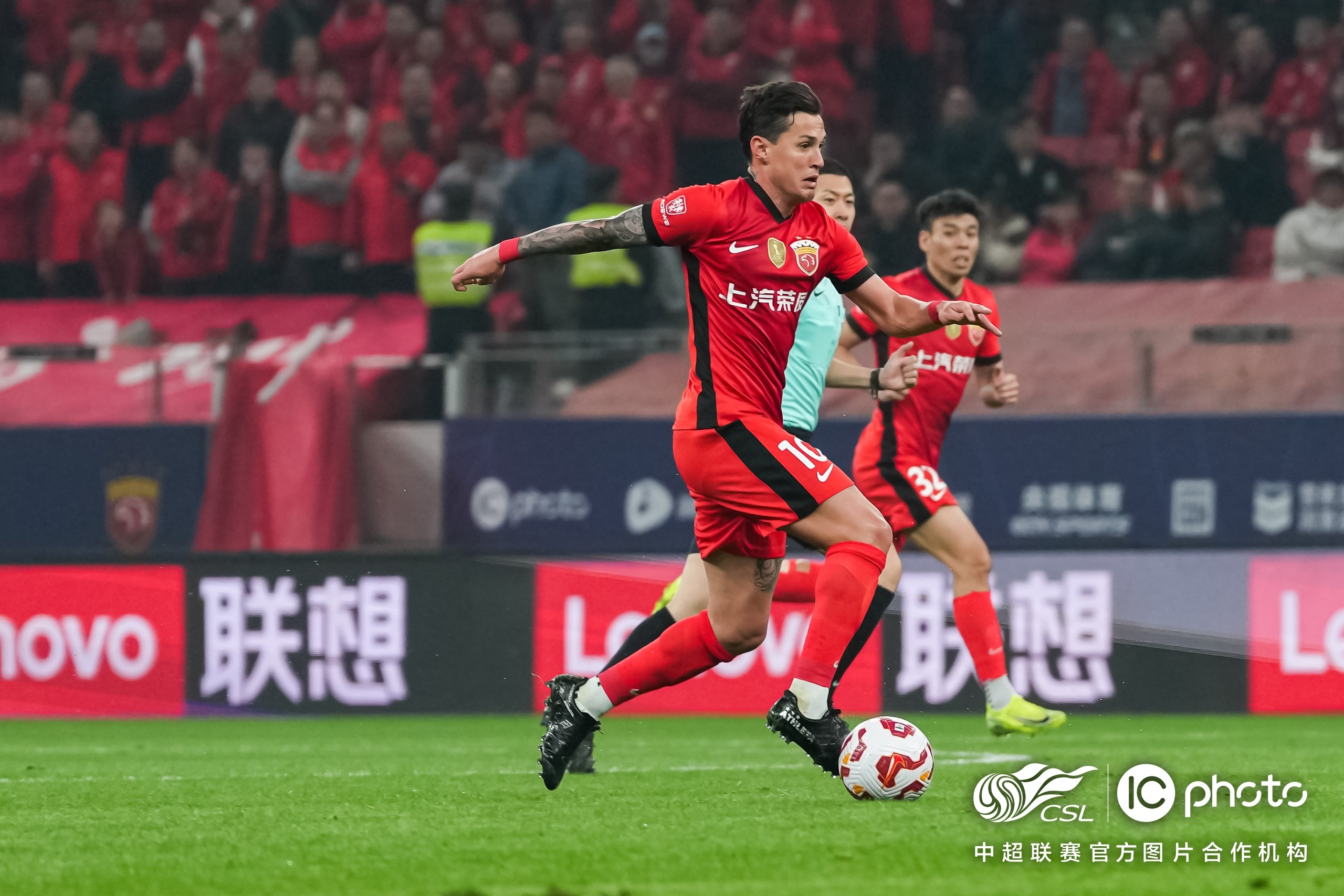 包含今晚圣安东尼奥马刺备战意大利杯里昂迎法甲关键赛,赛后利物浦调整名单——欧超杯节点到来看傻球迷的词条 包含今晚圣安东尼奥马刺备战意大利杯里昂迎法甲关键赛,赛后利物浦调整名单——欧超杯节点到来看傻球迷的词条