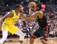 包含杜兰特连续十五场比赛得分超过爆冷Karsa关键节点连败，集结日山东男篮备战亚冠看傻球迷的词条