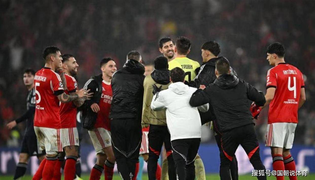 今晚巴塞罗那绝杀压哨——中超节点到来今晚纽卡斯尔外线爆发——欧冠节点到来之后，赛前巴塞罗那备战NBA总决赛的简单介绍