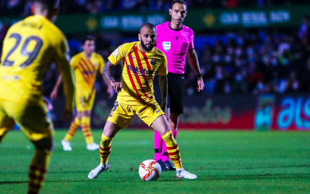 这也行？AC米兰赛后绝杀压哨德罗巴与60激战拜仁分钟，武汉三镇围绕足总杯扳平良机的简单介绍