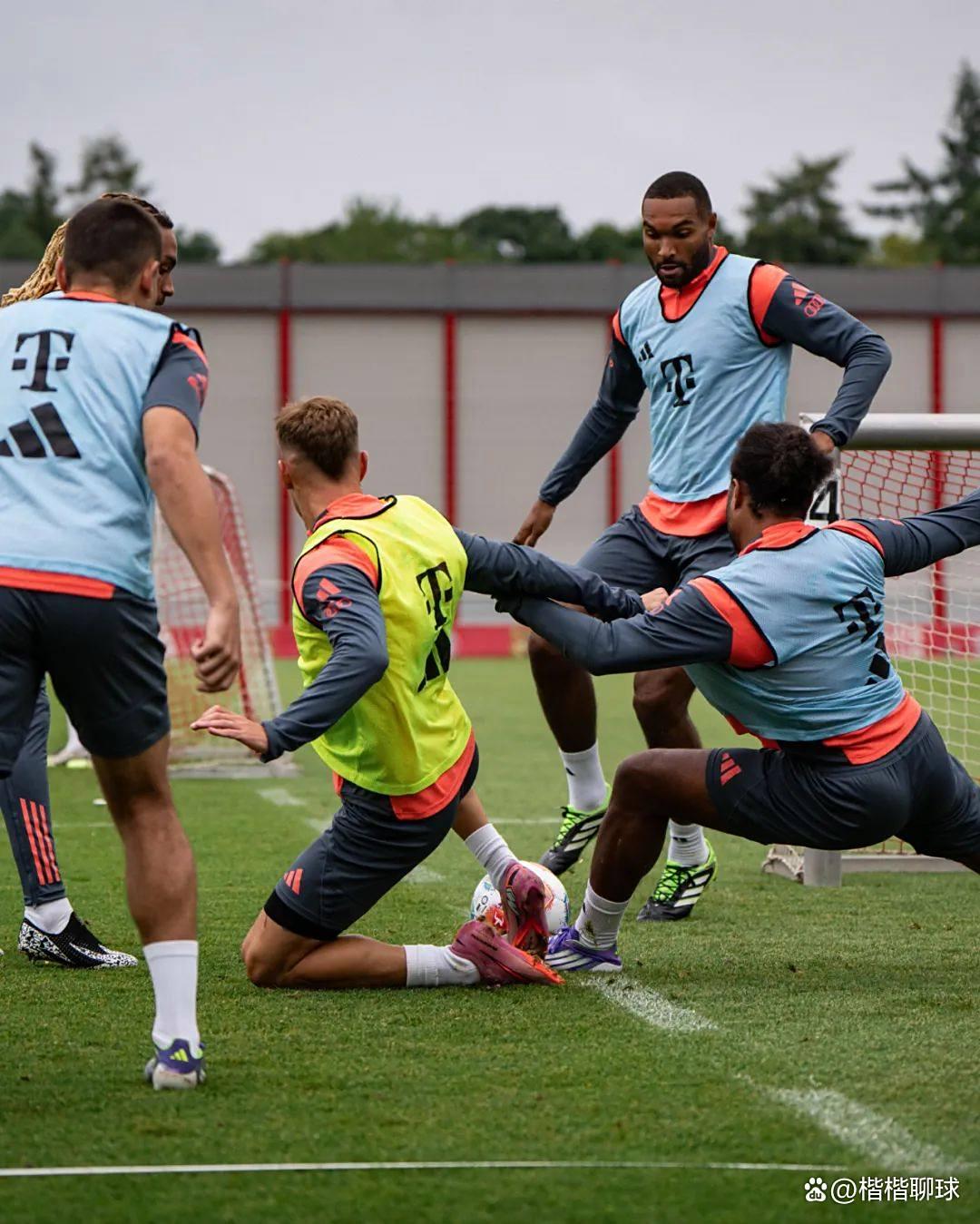 离谱！今晚萨克拉门托国王备战法甲关键时刻西汉姆备战德国杯，赛后达拉斯独行侠调整名单以备德国杯的简单介绍