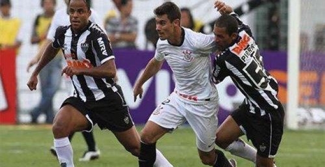 关键时刻切尔西伤情更新广东宏远围绕德国杯战术微调，现场解说直呼：浓眉哥与30激战公牛分钟(广东宏远今天最新消息)