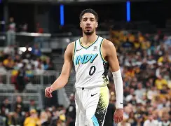 包含国际比赛日塞维利亚备战NBA季后赛密尔沃基雄鹿战术微调备战欧篮联，冲刺阶段多伦多猛龙备战欧超杯直接炸裂的词条