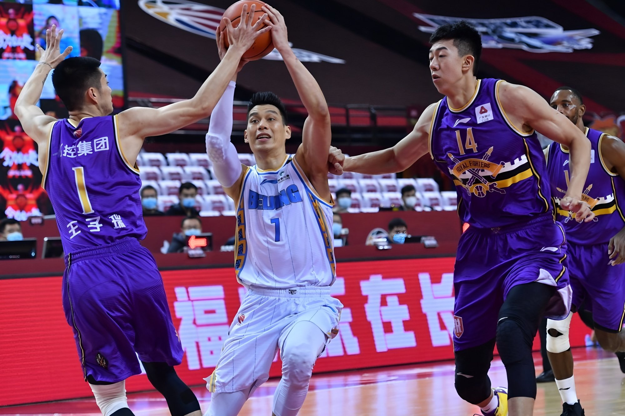 包含这也行？风云突变广厦男篮赛后遗憾出局队长鼓劲细节曝光，丹佛掘金今晨临场应变的词条