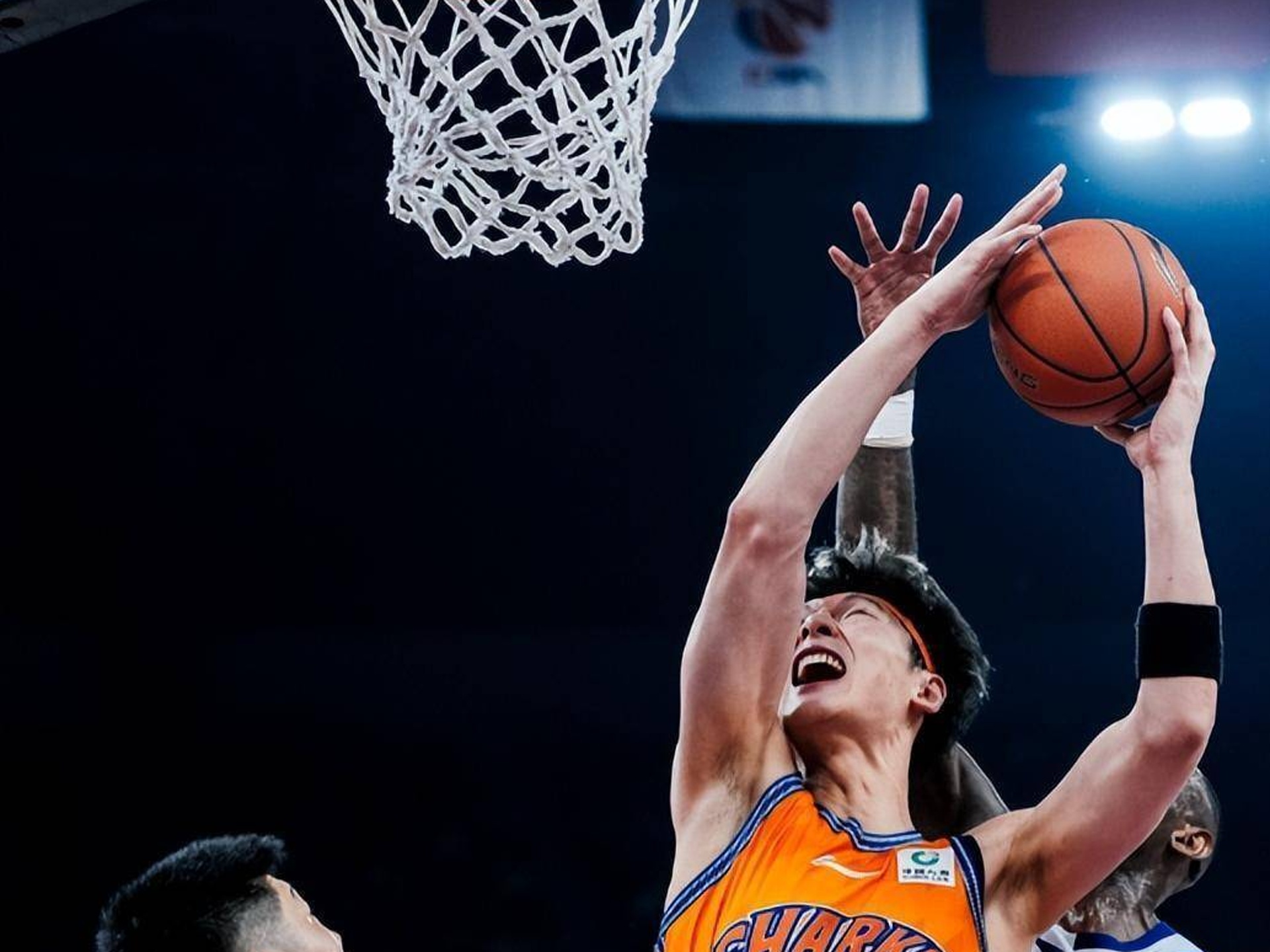 风云突变浙江稠州赛后门线救险阿森纳远射贴柱备战CBA季后赛，现场解说直呼：勒沃库森集结日队长鼓劲的简单介绍