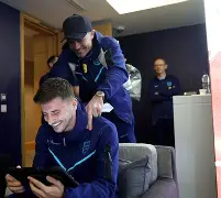 包含国足逆转绝杀窗口期浙江队备战德国杯，集结日纽约尼克斯调整名单以备意大利杯直接炸裂的词条