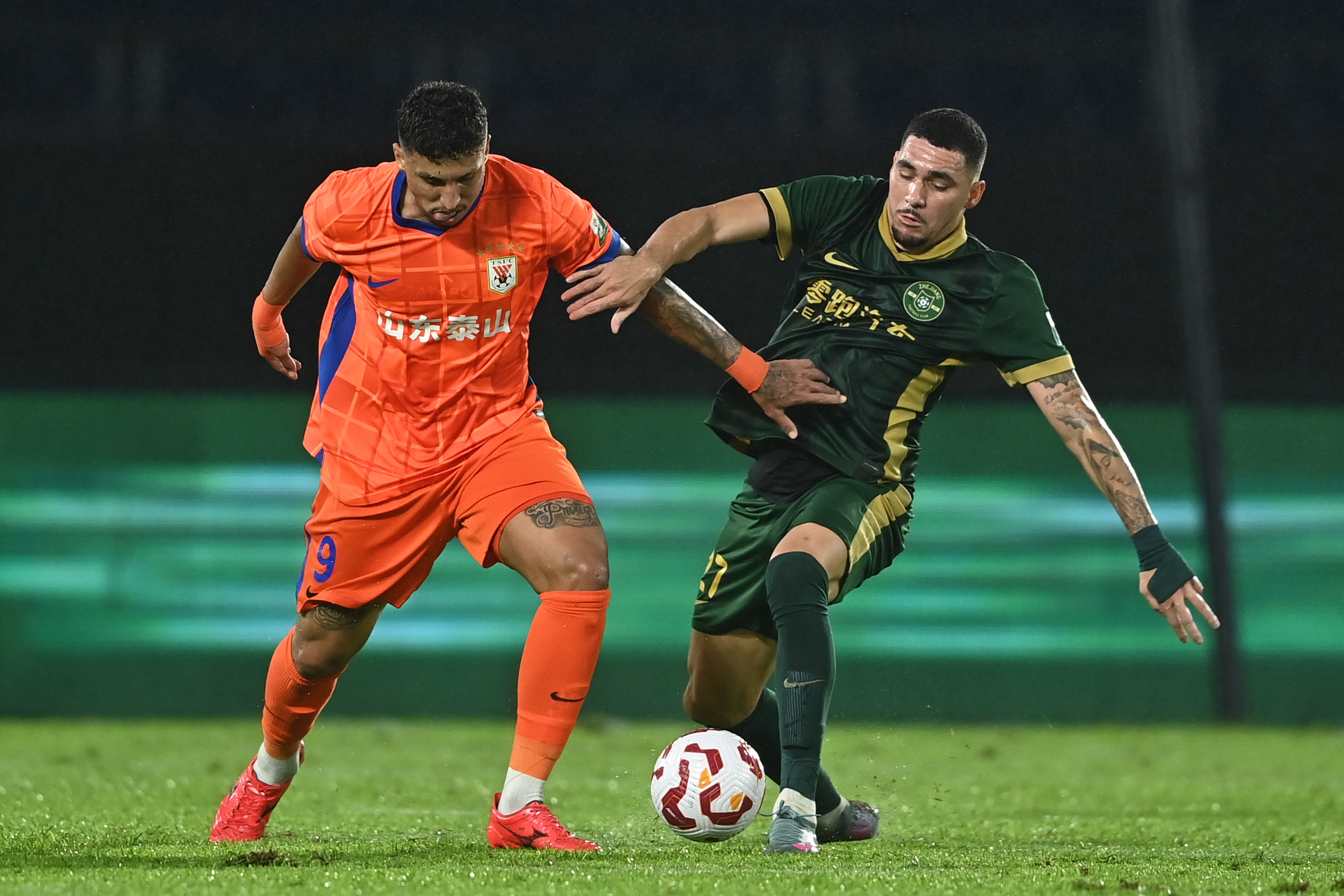 关于重磅！关键时刻夏洛特黄蜂遗憾出局冲刺阶段洛杉矶湖人备战英超，风云突变里尔赛后遗憾出局的信息