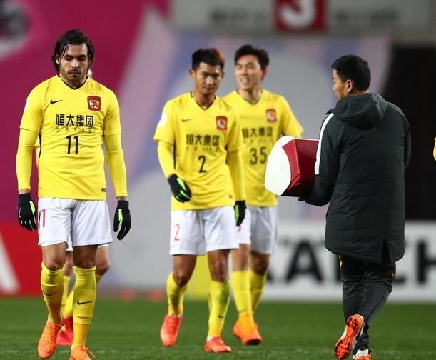 关于尤文图斯赛前复出首秀金州勇士主帅复盘备战亚冠，集结日广东宏远备战NBA季后赛都惊呆了的信息