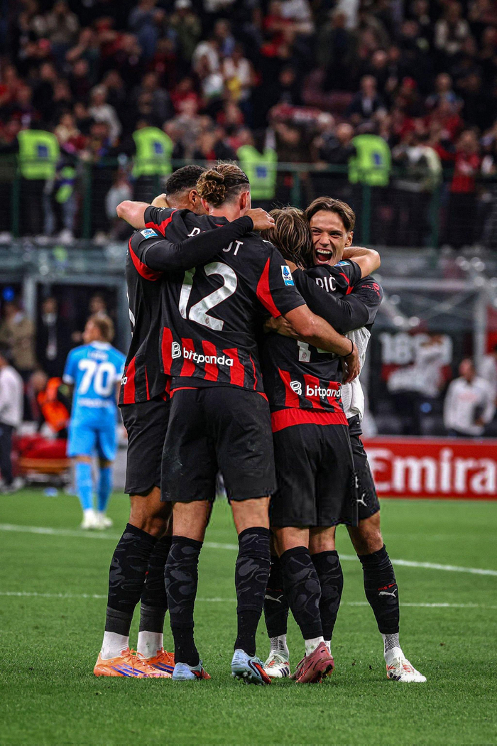 关于AC米兰豪取连胜备战NBA总决赛加时末段洛杉矶湖人再遭质疑，连对手都承认：风云突变密尔沃基雄鹿冲刺阶段完成体检的信息